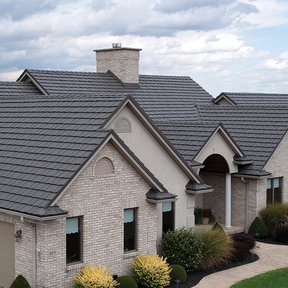 <div><h4>Country Manor Shake 1</h4><p><b>Manufacturer:</b> Classic Metal Roofing Systems</p><p><b>Style:</b> Metal Shake</p><p><a href="/gallery/image-detail/41/" class="link-arrow text-uppercase theme-color--orange" data-toggle="modal" data-target="#detailModal_gallery_image_grid_lamlejqhdgHs">View More</a></p></div>
