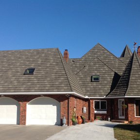 <div><h4>Decra Stone Coated Metal Shake 15</h4><p><b>Manufacturer:</b> DECRA Roofing Systems, Inc.</p><p><b>Location:</b> Missouri, US</p><p><b>Style:</b> Metal Shake</p><p><b>Material:</b> Steel</p><p><b>Color:</b> Gray</p><p><a href="/gallery/image-detail/337/" class="link-arrow text-uppercase theme-color--orange" data-toggle="modal" data-target="#detailModal_gallery_image_grid_lamlejqhdgHs">View More</a></p></div>