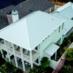 <div><h4>McElroy Metal Meridian 9</h4><p><b>Manufacturer:</b> McElroy Metal, Inc.</p><p><b>Location:</b> Louisiana, US</p><p><b>Style:</b> Vertical Panel/Standing Seam</p><p><b>Material:</b> Steel</p><p><b>Color:</b> Gray</p><p><a href="/gallery/image-detail/600/" class="link-arrow text-uppercase theme-color--orange" data-toggle="modal" data-target="#detailModal_gallery_image_grid_lamlejqhdgHs">View More</a></p></div>
