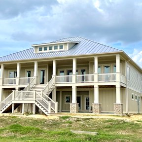 <div><h4>Titanium Standing Seam Metal Roof</h4><p><b>Manufacturer:</b> 50 North Roofing Company</p><p><b>Location:</b> North Carolina, US</p><p><b>Style:</b> Vertical Panel/Standing Seam</p><p><b>Material:</b> Aluminum</p><p><b>Color:</b> Gray</p><p><a href="/gallery/image-detail/1228/" class="link-arrow text-uppercase theme-color--orange" data-toggle="modal" data-target="#detailModal_gallery_image_grid_lamlejqhdgHs">View More</a></p></div>