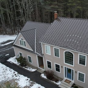 <div><h4>Quality Roof - Performing in the Snow</h4><p><b>Manufacturer:</b> Advanced Metal Roofing LLC</p><p><b>Location:</b> New Hampshire, US</p><p><b>Style:</b> Vertical Panel/Standing Seam</p><p><b>Material:</b> Steel</p><p><b>Color:</b> Brown</p><p><a href="/gallery/image-detail/1331/" class="link-arrow text-uppercase theme-color--orange" data-toggle="modal" data-target="#detailModal_gallery_image_grid_lamlejqhdgHs">View More</a></p></div>