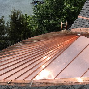 <div><h4>Copper Standing Seam</h4><p><b>Manufacturer:</b> Midsouth Construction</p><p><b>Location:</b> Tennessee, US</p><p><b>Style:</b> Natural Metals</p><p><b>Material:</b> Copper</p><p><a href="/gallery/image-detail/1377/" class="link-arrow text-uppercase theme-color--orange" data-toggle="modal" data-target="#detailModal_gallery_image_grid_lamlejqhdgHs">View More</a></p></div>